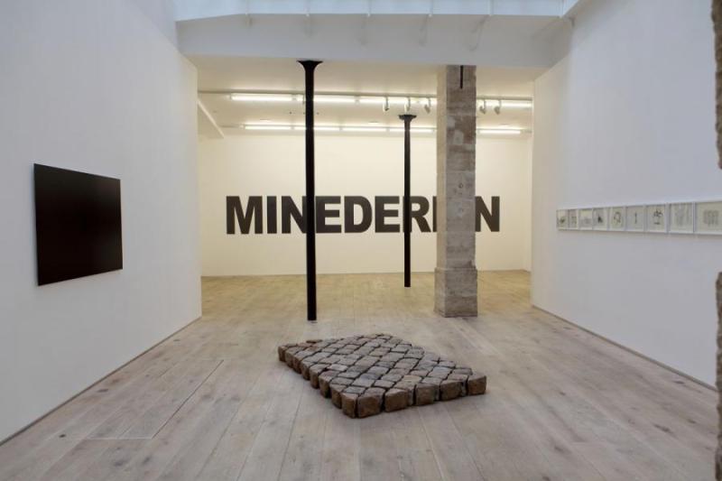 Vue d'exposition à la galerie Eric Dupont, 2011.