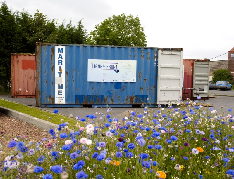 LIGNE DE FRONT, VUE GENERALE, PRODUCTION ARTOIS COMM_LAB-LABANQUE, PHOTO MARC DOMAGE, 2014