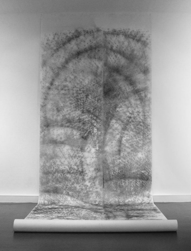 11+TemporaryItems+I,+avril+2014,350x114+cm,+fusain+sur+papier