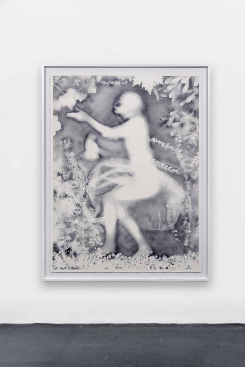 Hippolyte Hentgen De la série les résistantes, 2016 Encre sur papier 160 x 120 cm Photo: A. Mole Courtesy Semiose galerie, Paris. 